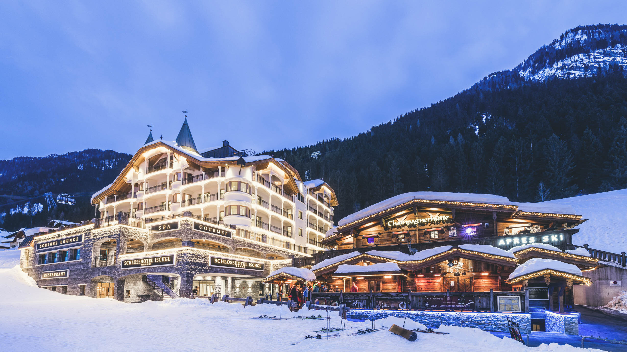Das Schlosshotel Ischgl von außen
